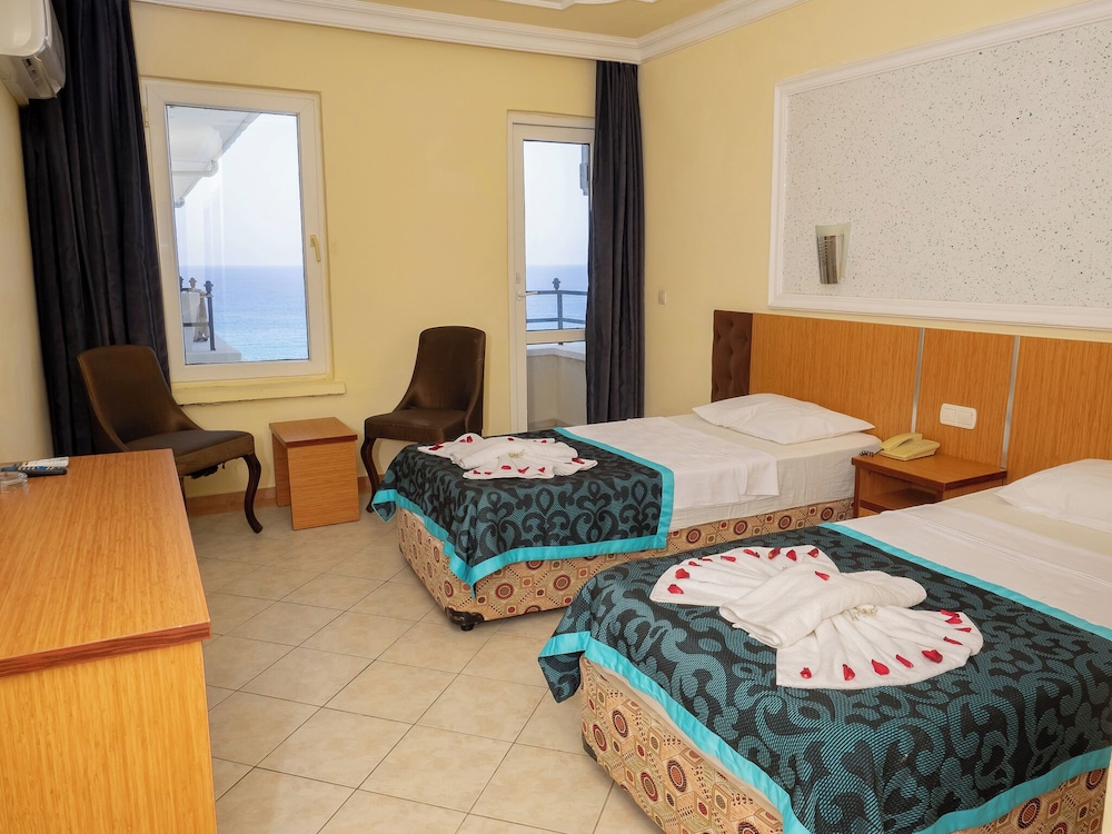 Sun Fire Beach Hotel 16