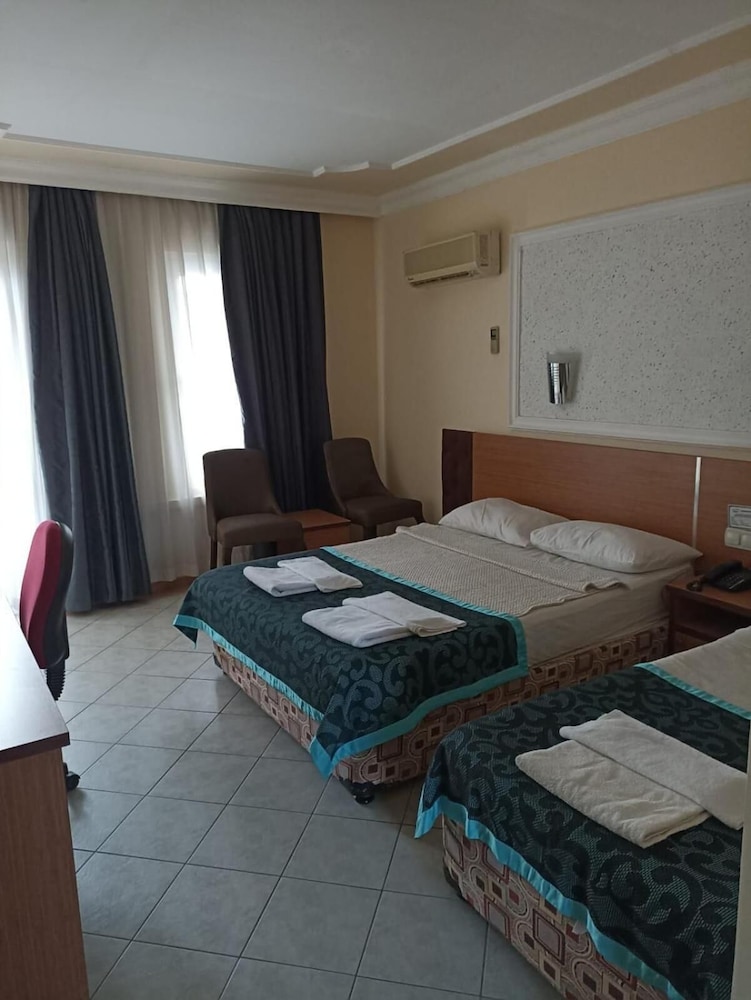 Sun Fire Beach Hotel 10