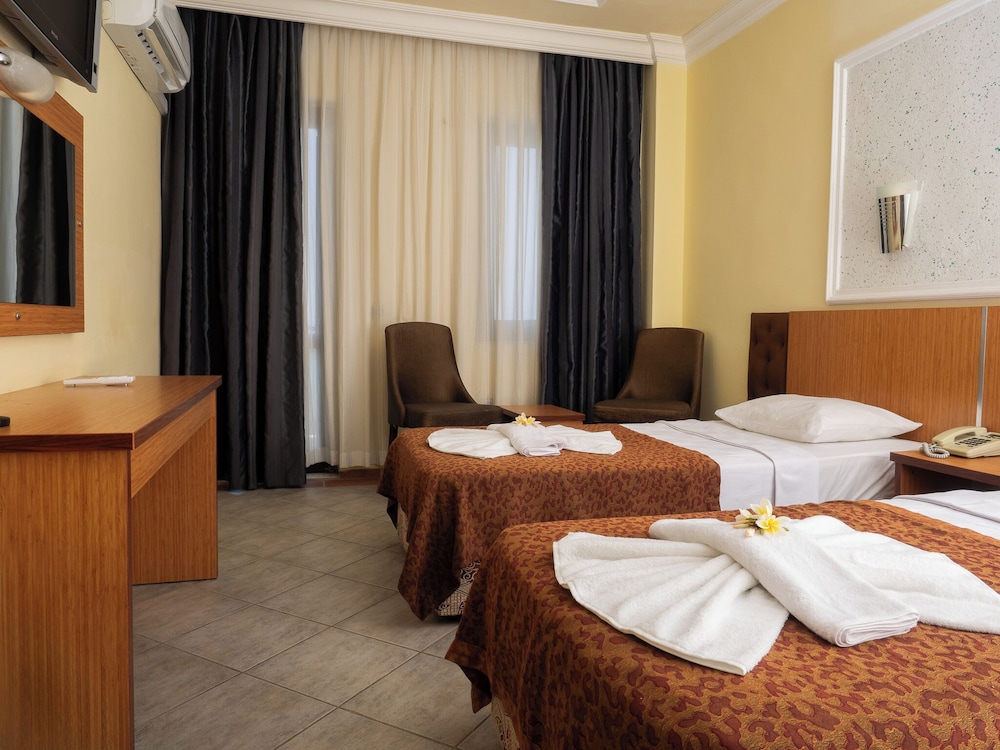 Sun Fire Beach Hotel 13