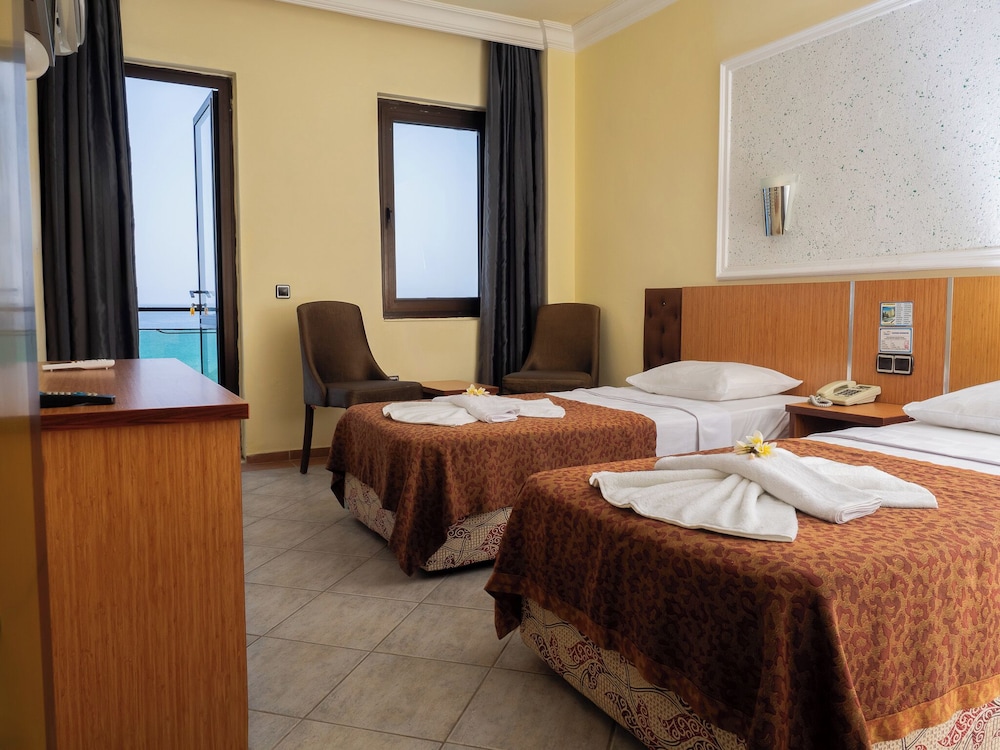 Sun Fire Beach Hotel 14
