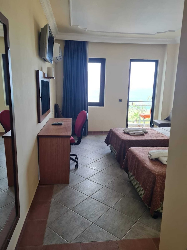 Sun Fire Beach Hotel 17