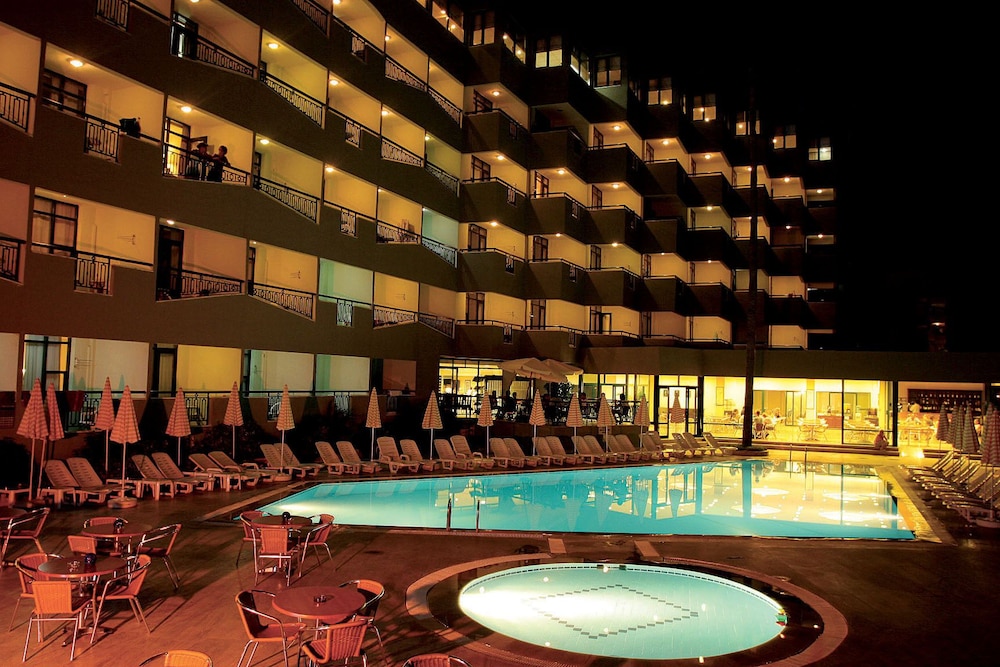 Elysee Rive Hotel 9