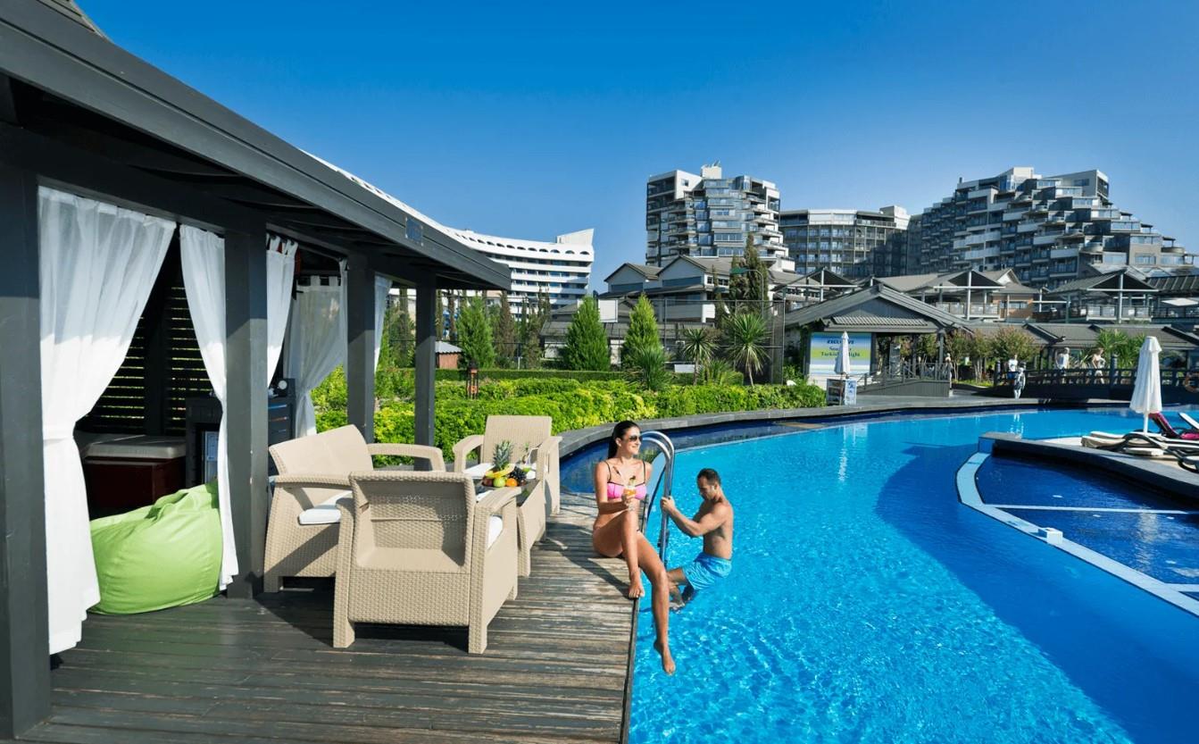 Limak Lara Deluxe Hotel & Resort 4