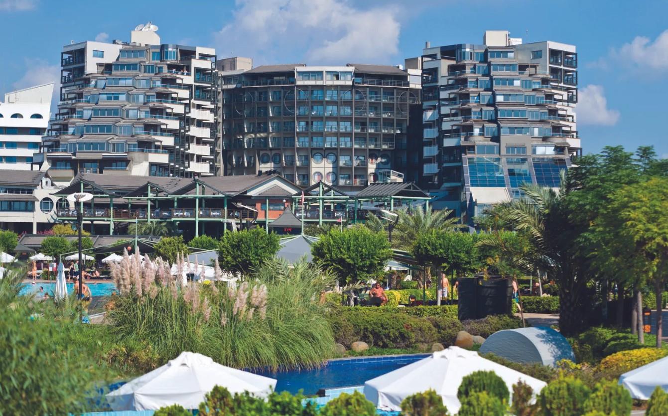 Limak Lara Deluxe Hotel & Resort 5