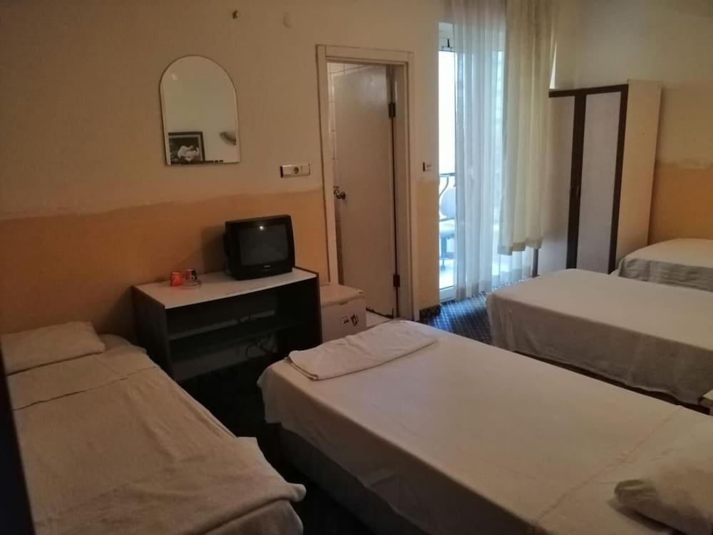 Kleopatra Bebek Hotel 12