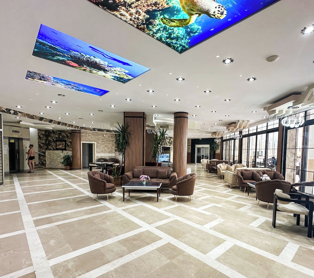 Monte Carlo Hotel 1