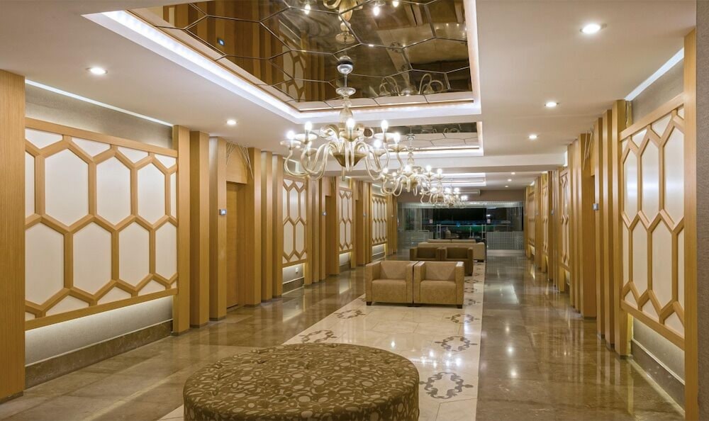 Xperia Saray Beach Hotel 3