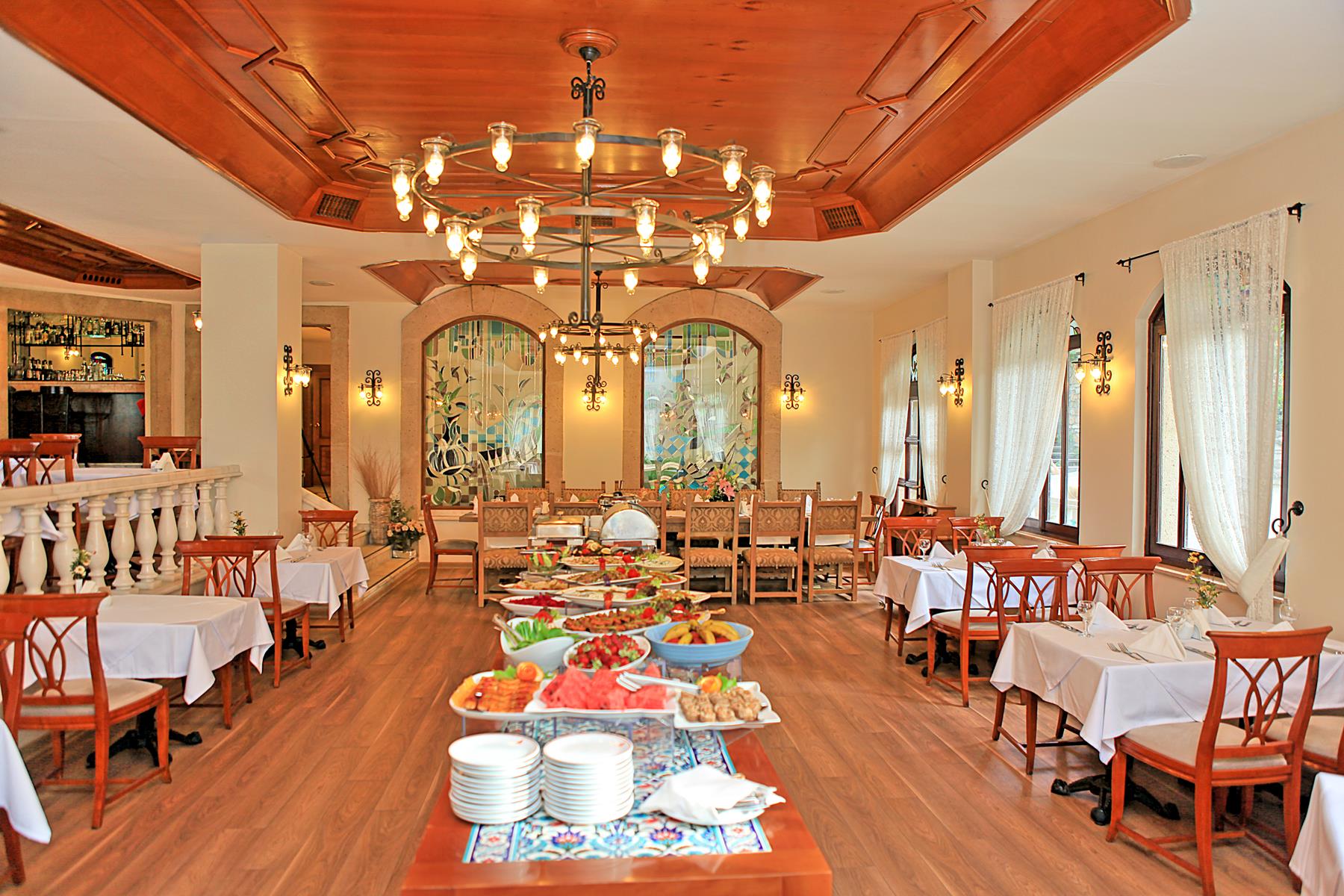 Aspen Hotel 4