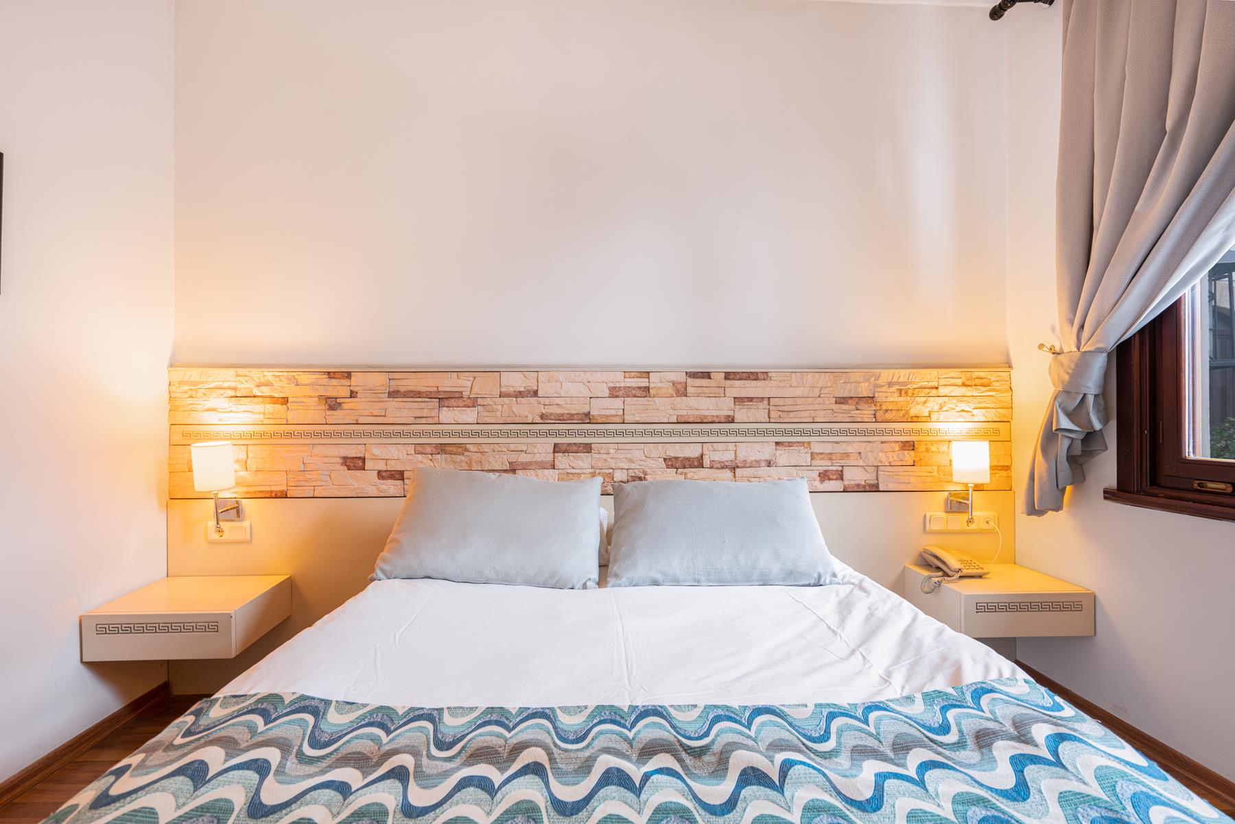 Aspen Hotel 24