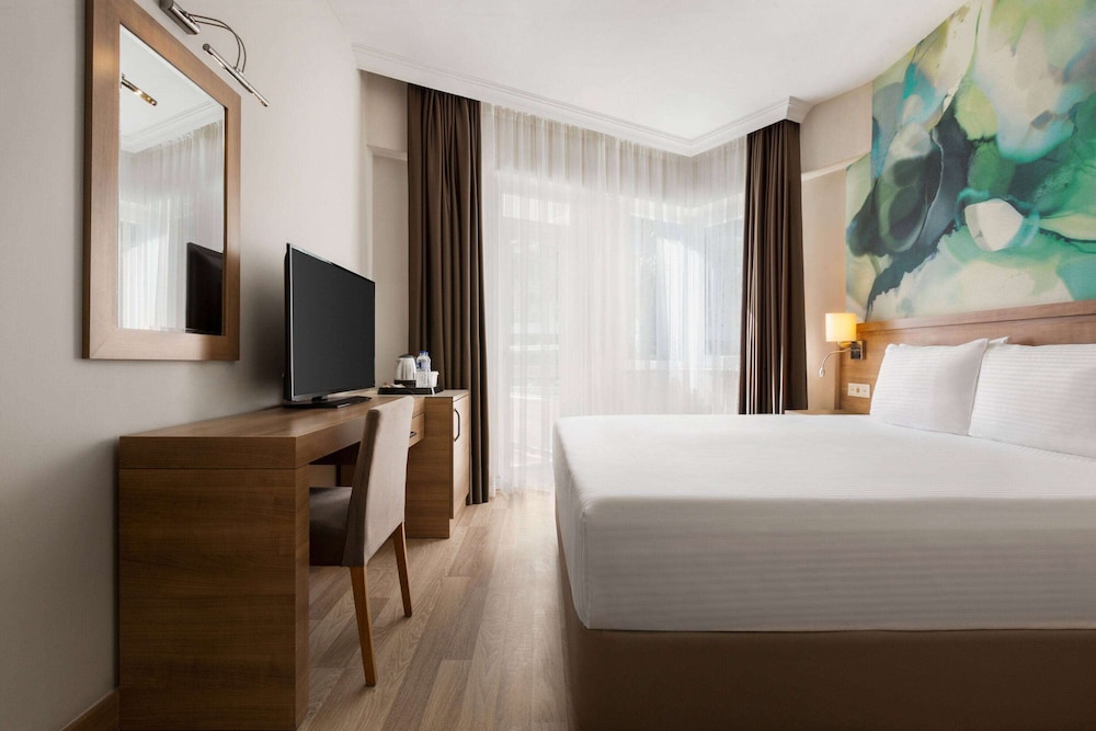 Wyndham Garden Lara 19