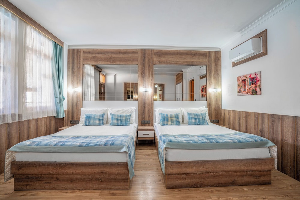 Oscar Garden Hotel 15