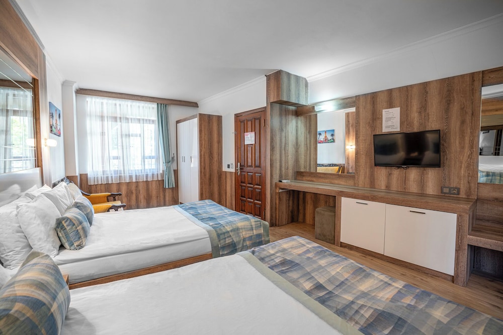 Oscar Garden Hotel 17