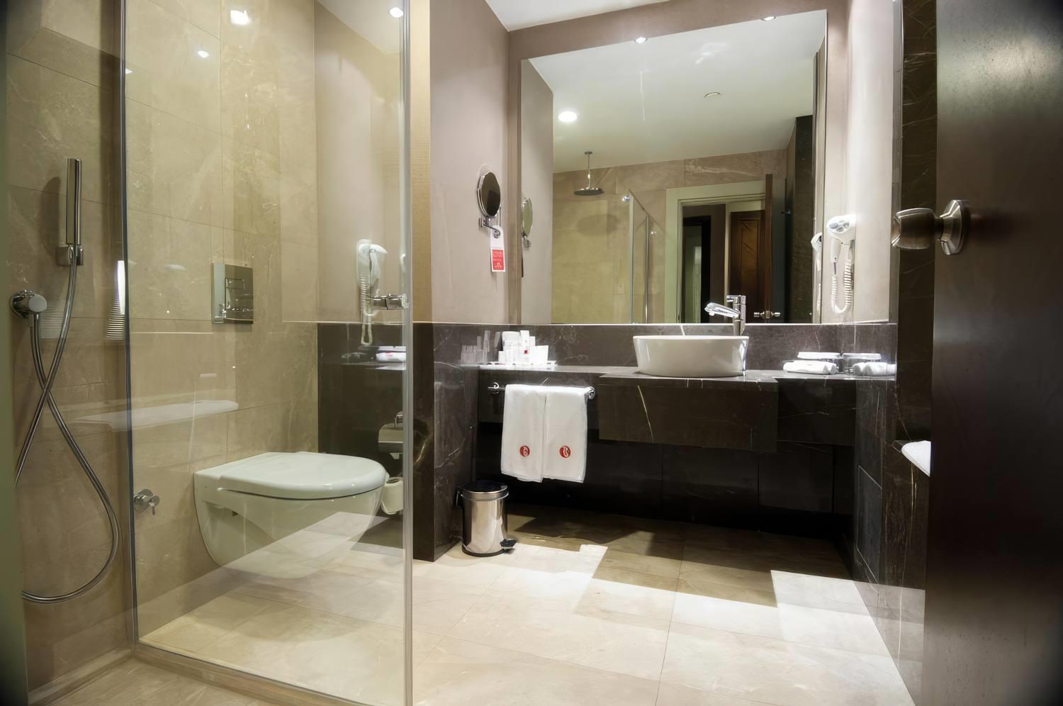 Ramada Plaza by Wyndham Antalya 15