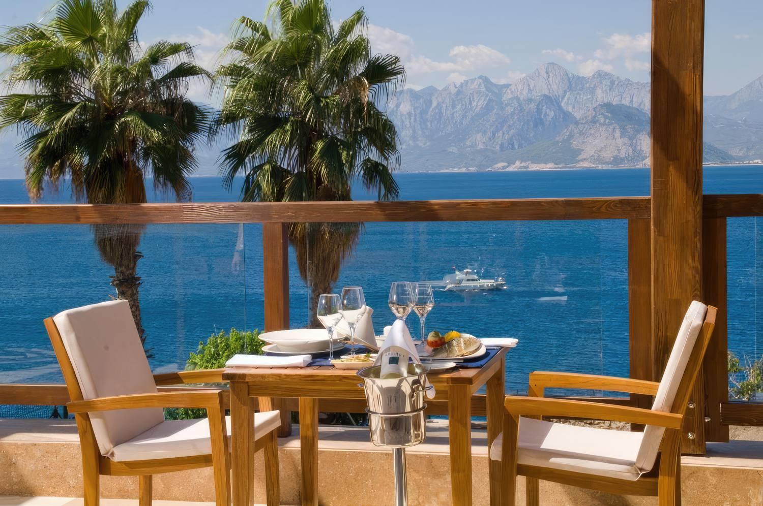 Ramada Plaza by Wyndham Antalya 20