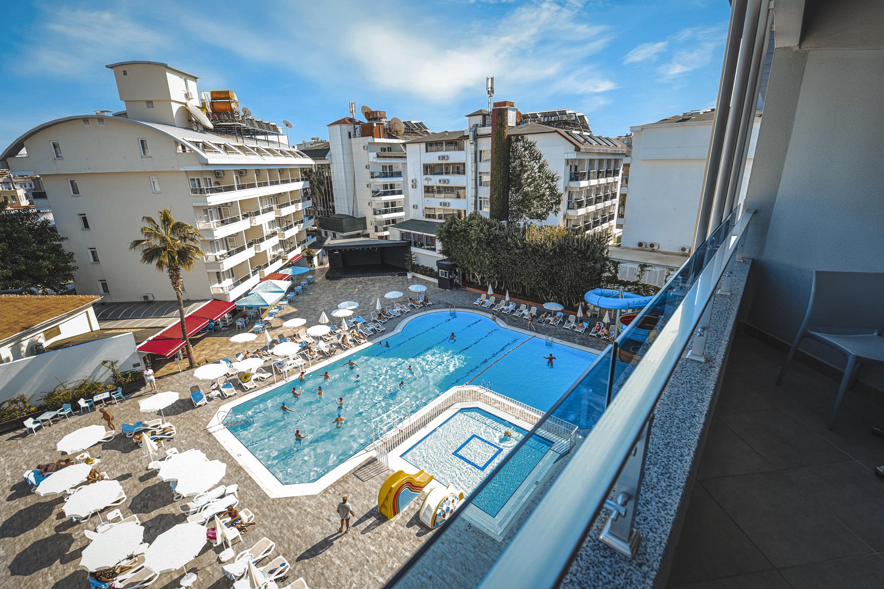 Avena Resort & Spa Hotel 12