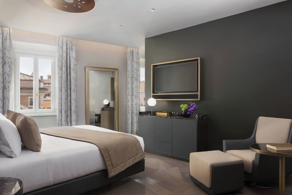 The Pantheon Iconic Rome Hotel, Autograph Collection 10