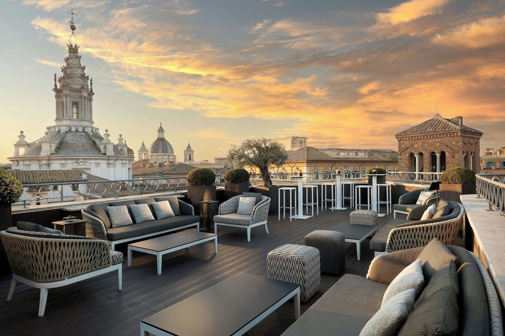 The Pantheon Iconic Rome Hotel, Autograph Collection 1