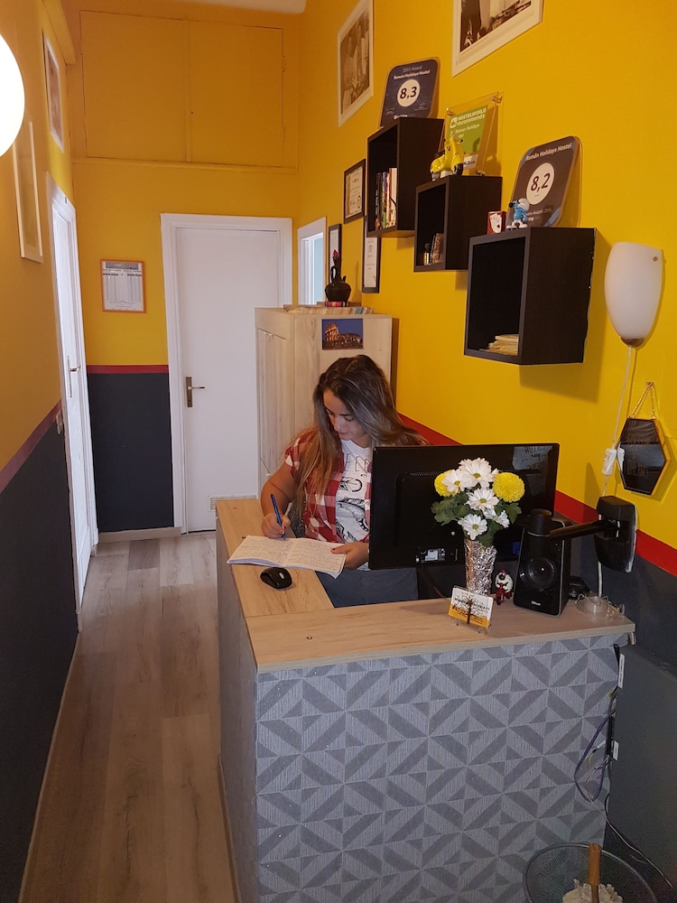 Roman Holidays Hostel 3