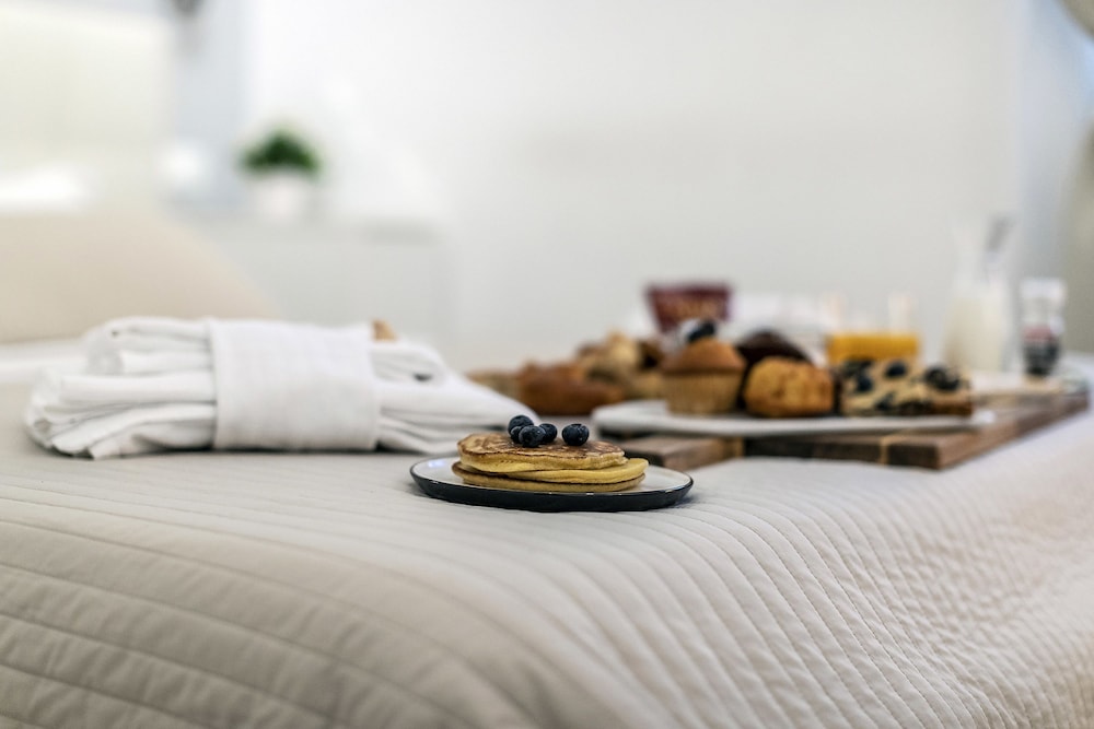 Bella Roma Luxury Accomodation 18