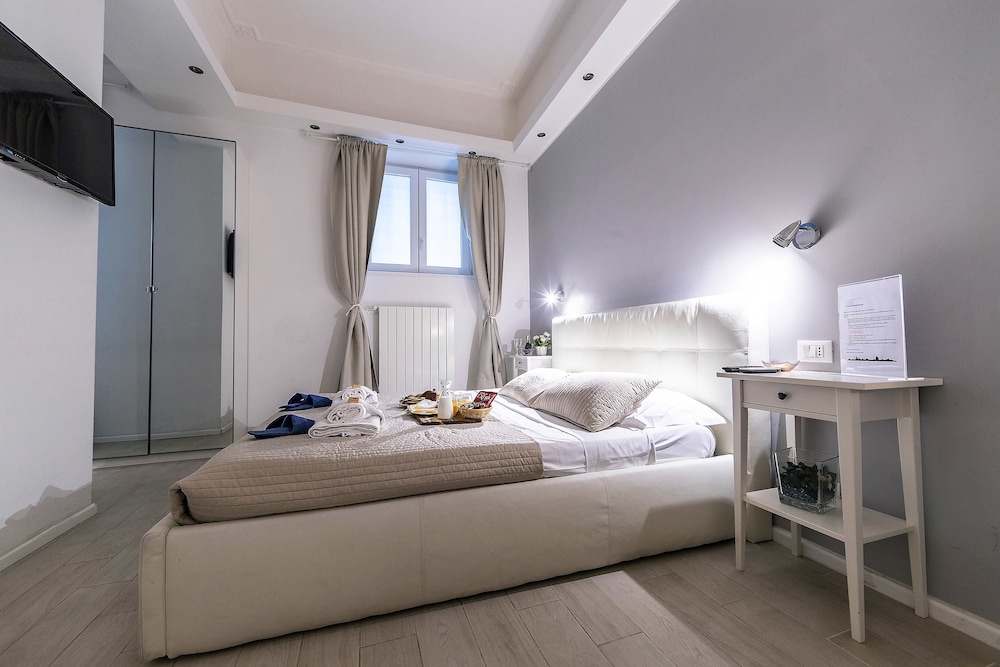 Bella Roma Luxury Accomodation 20