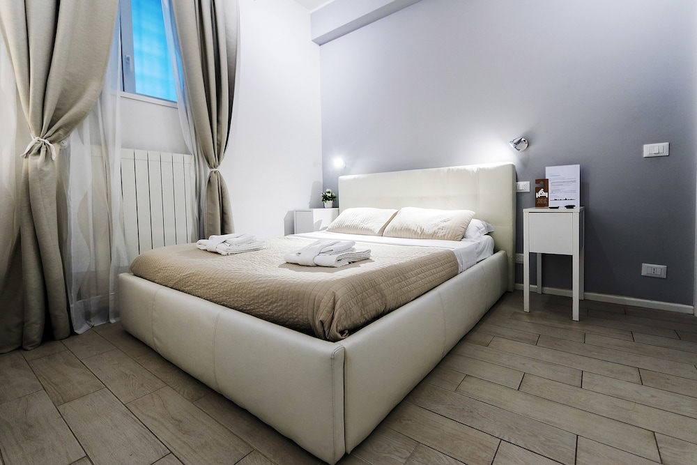 Bella Roma Luxury Accomodation 16