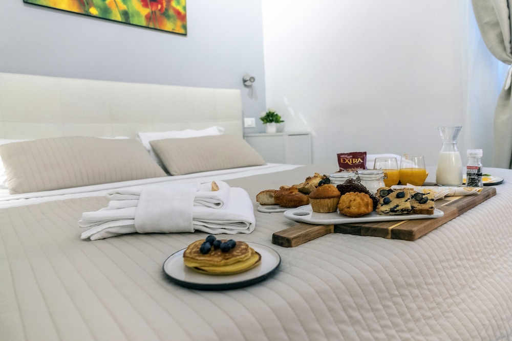 Bella Roma Luxury Accomodation 17