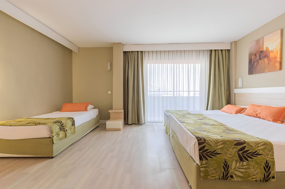 Akdora Elite Hotel 14