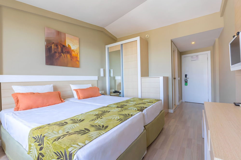 Akdora Elite Hotel 19