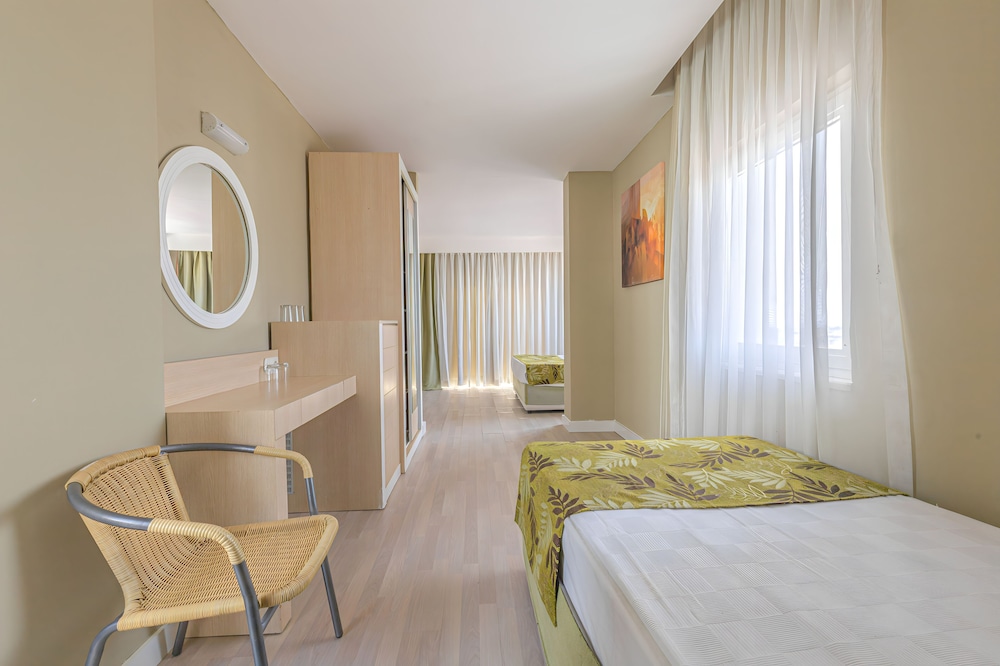 Akdora Elite Hotel 12