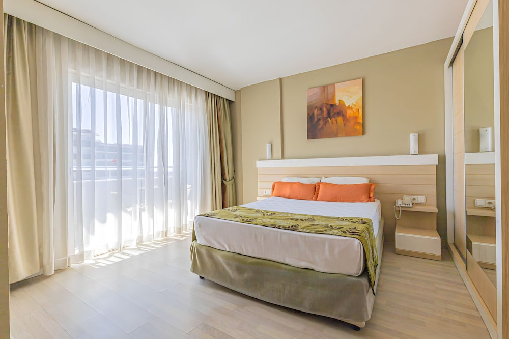 Akdora Elite Hotel 10