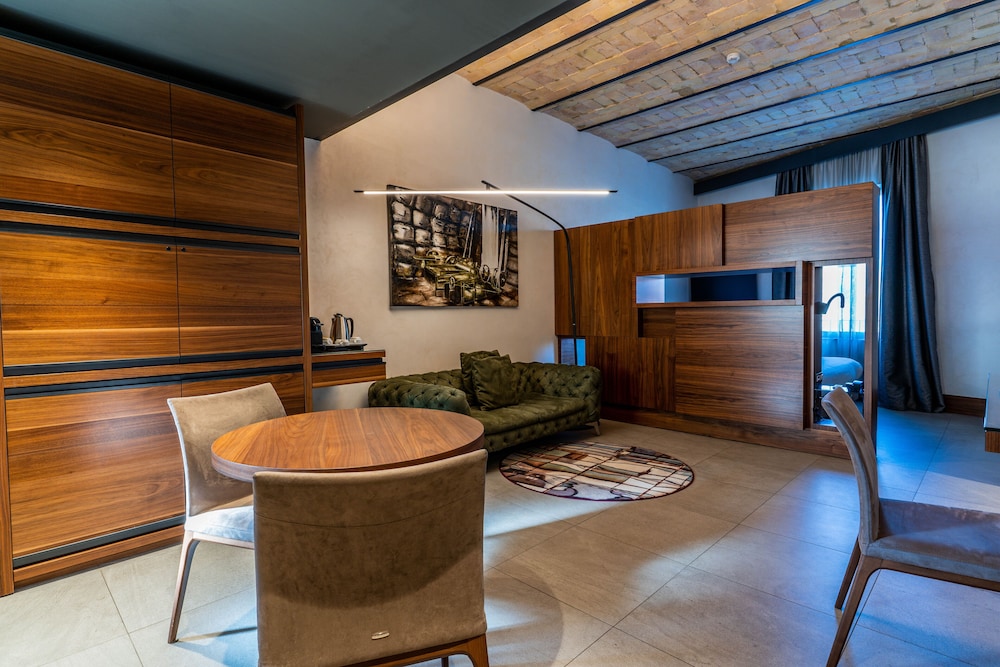 Gasometer Urban Suites 12