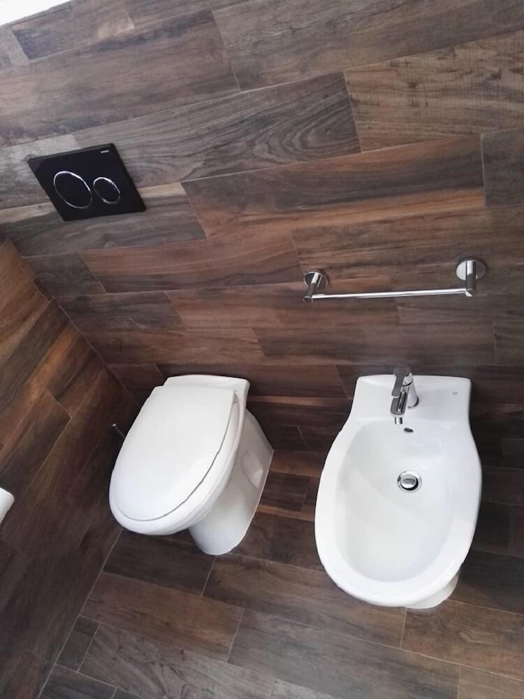 Tolli Rooms 9