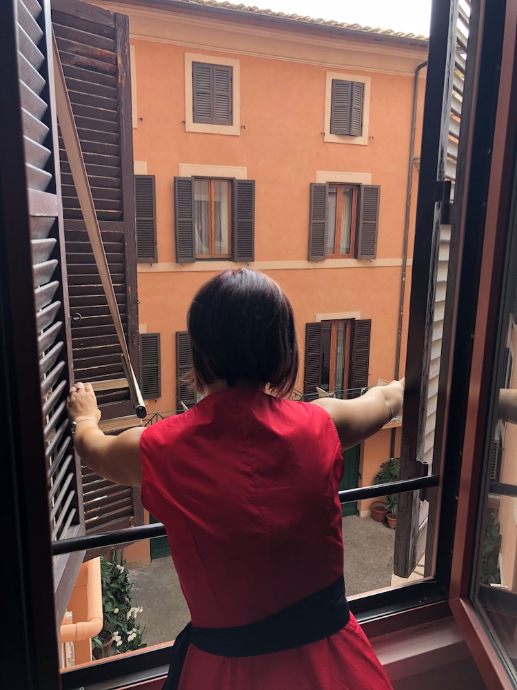 Trevi Portrait 7