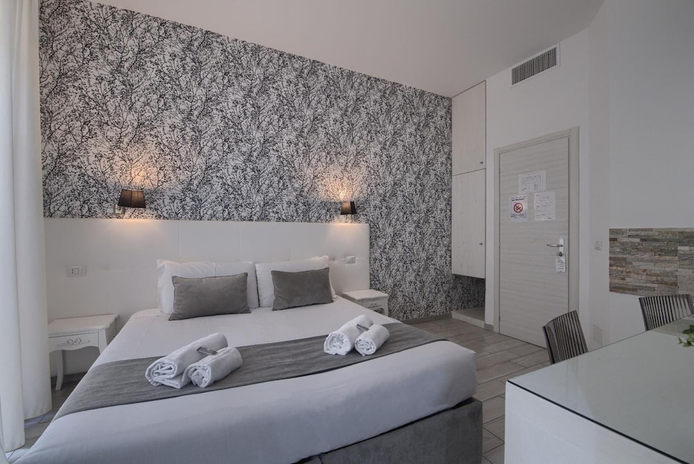 Vatican Tourist Inn 20