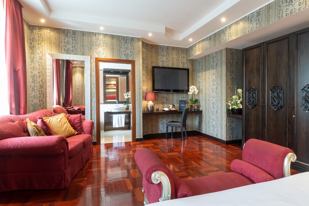 Hotel Silver 12