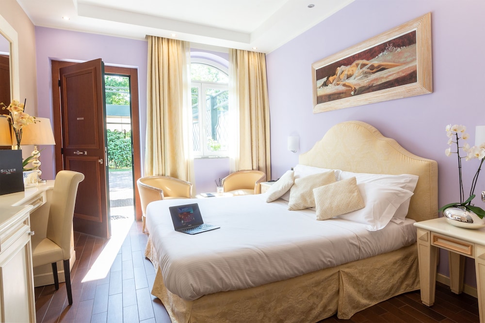 Hotel Silver 16