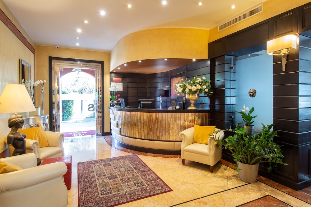 Hotel Silver 9