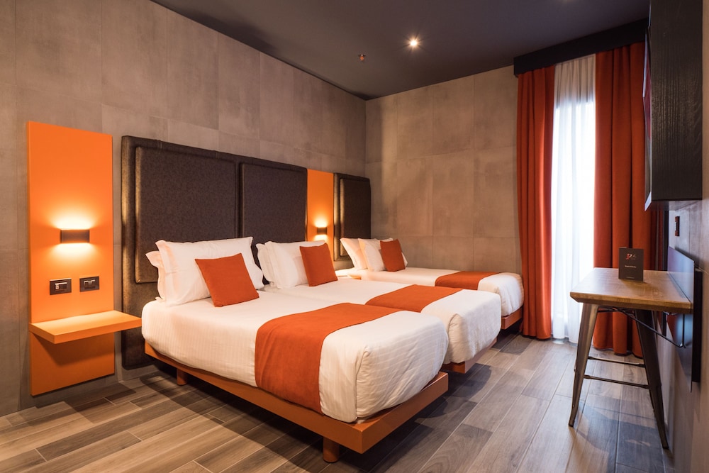 J24 Hotel Milano 18