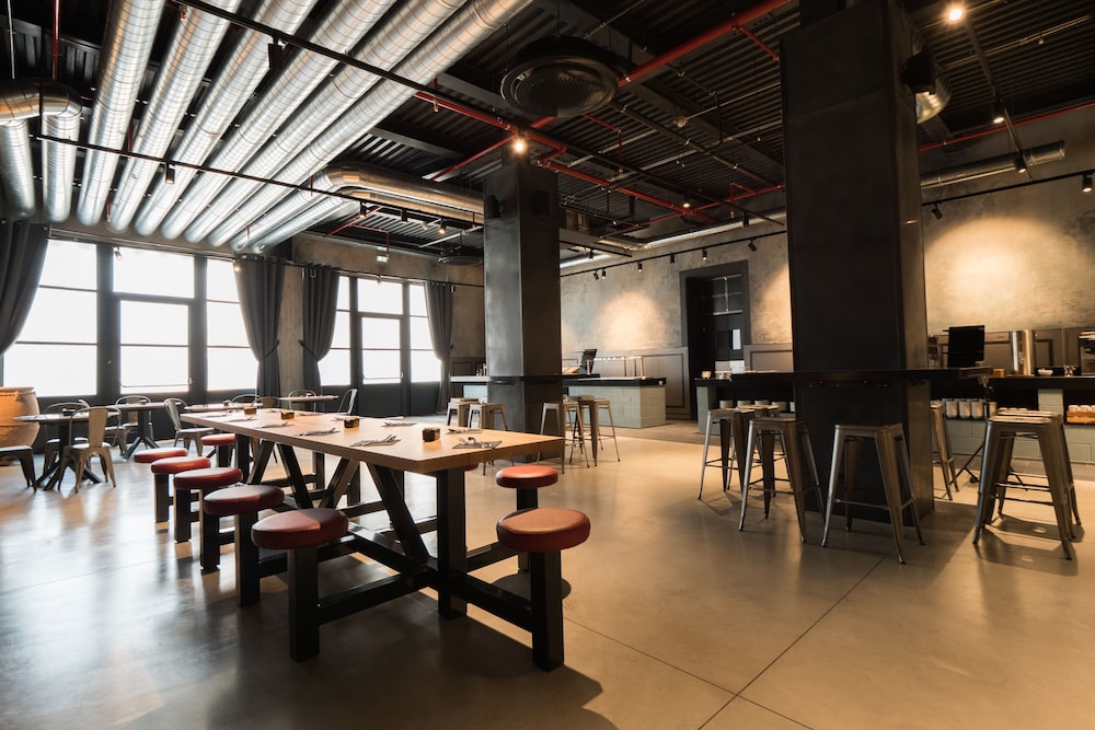J24 Hotel Milano 23