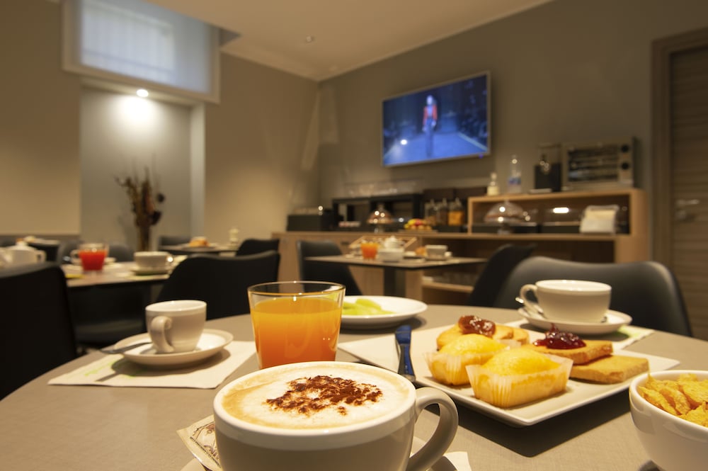 Hotel H21 23