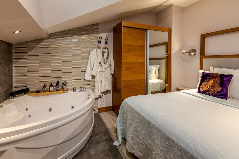 Parkhouse Boutique & Spa 18