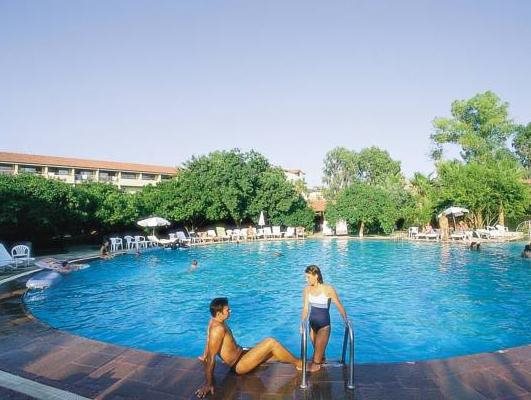 Acanthus Cennet Barut Collection 13