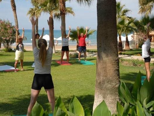 Acanthus Cennet Barut Collection 21