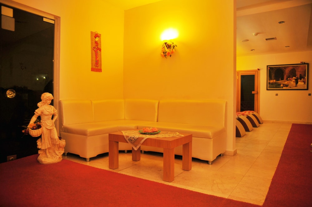 Sun Beach Hill Hotel 16