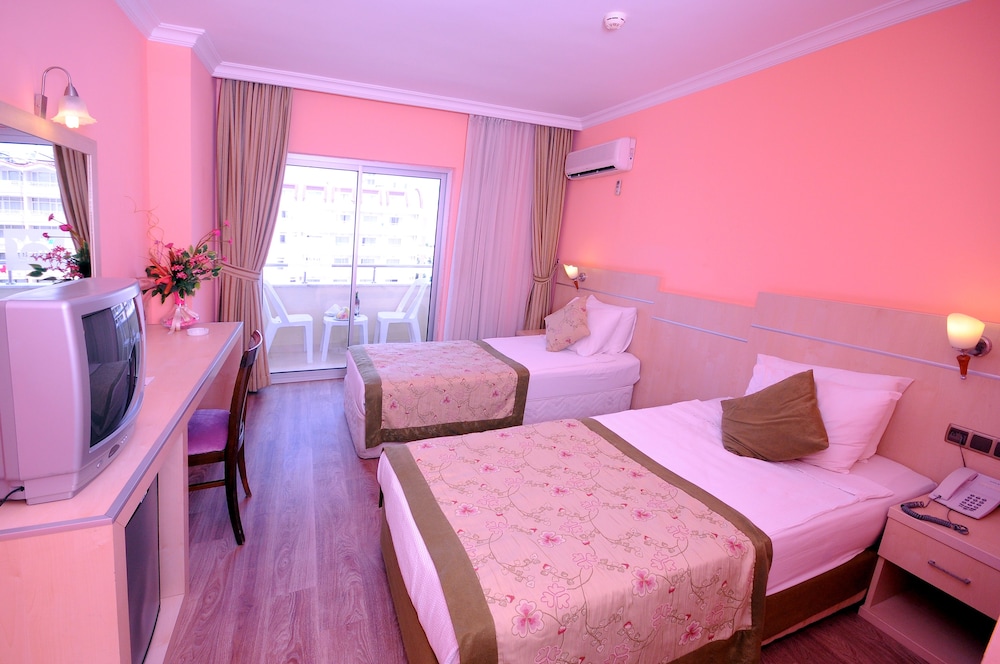 Sun Beach Hill Hotel 8