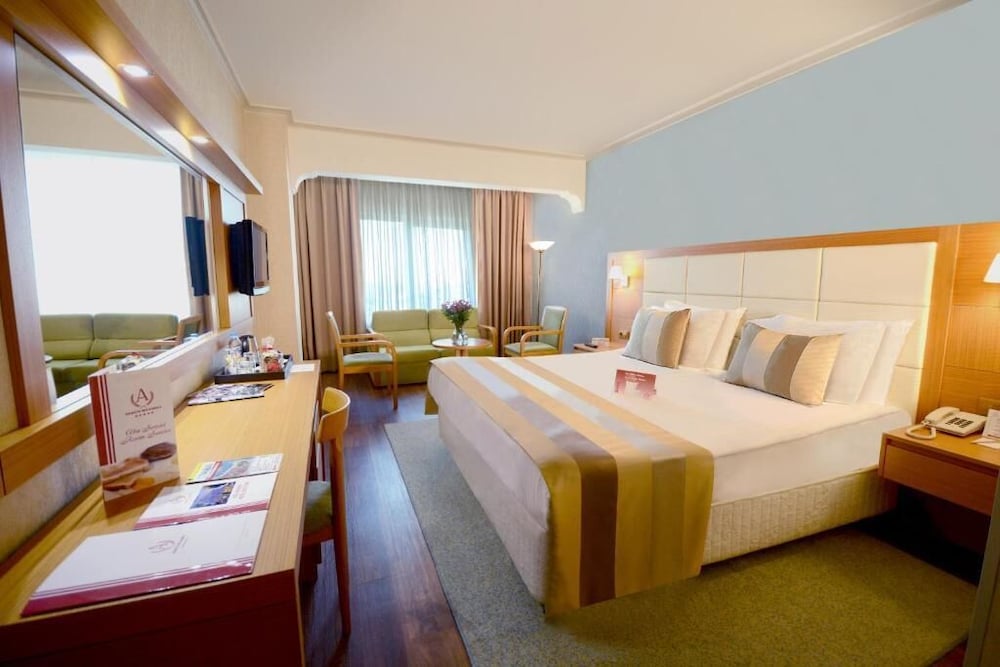 Akgun Istanbul Hotel, WorldHotels Crafted Collection 8