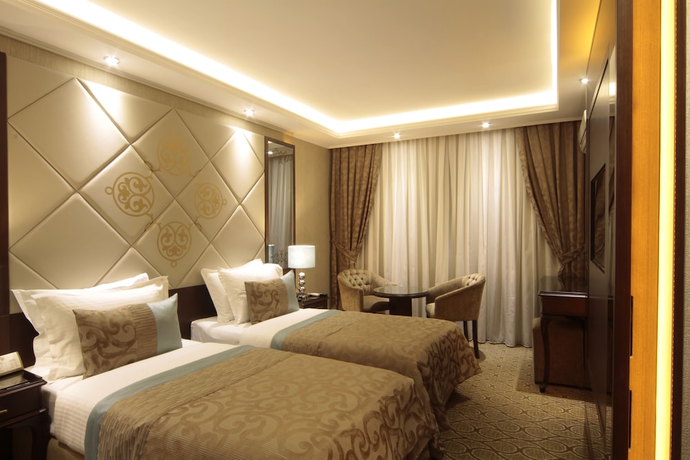 The Parma Hotel Downtown 7