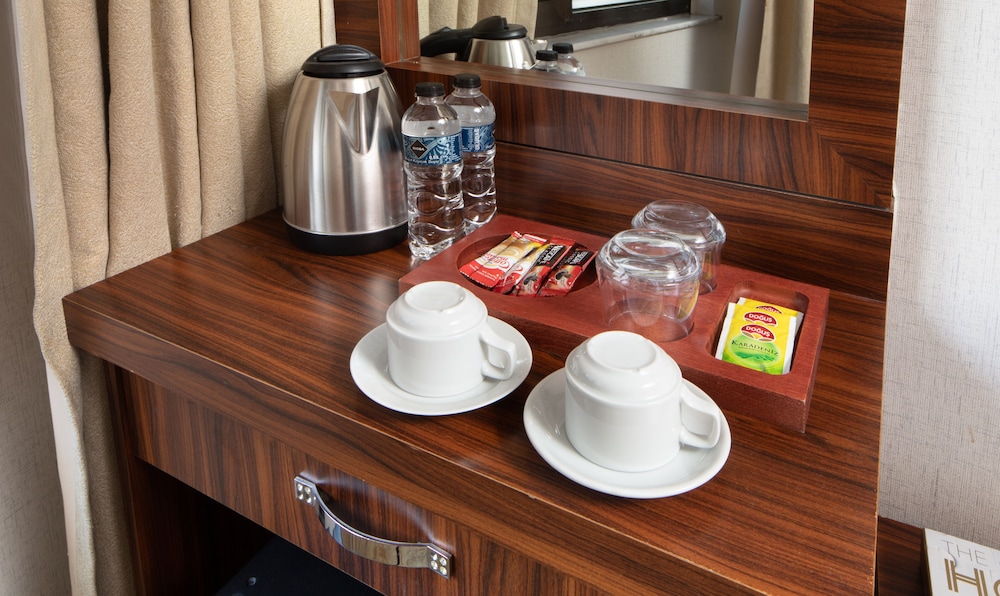 Elan Hotel 12