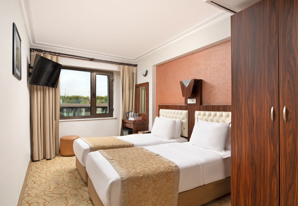 Elan Hotel 11