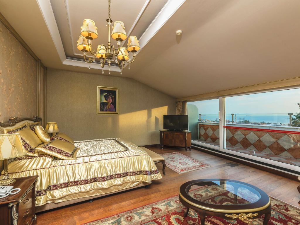 Grand Yavuz Hotel 7